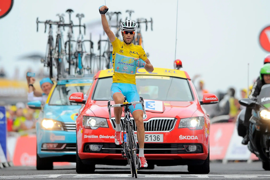 🚴 Vincenzo Nibali: Lo Squalo dello Stretto e l'Arte di Vincere Ovunque